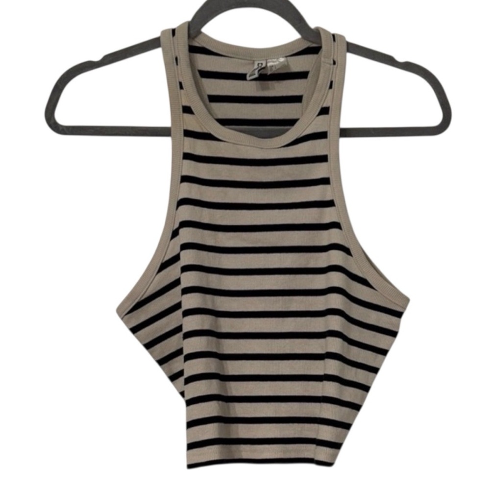 H&M CROPPED RIBBED TANK TOP | Great Bundle Item - Picture 2 of 5